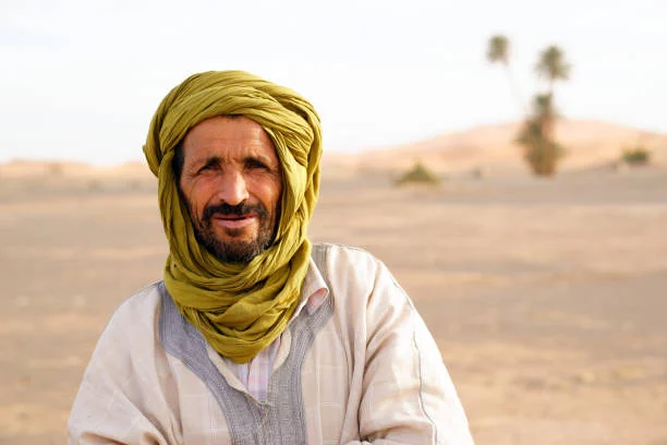 Languages in Morocco: The Ultimate Guide to Arabic, Amazigh, and Dialects 4 Languages in Morocco: a berebr amazigh men